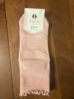🎀🎀🎀Pretty in baby Pink ruffle Ankle Socks - Women's Non-Slip Comfort